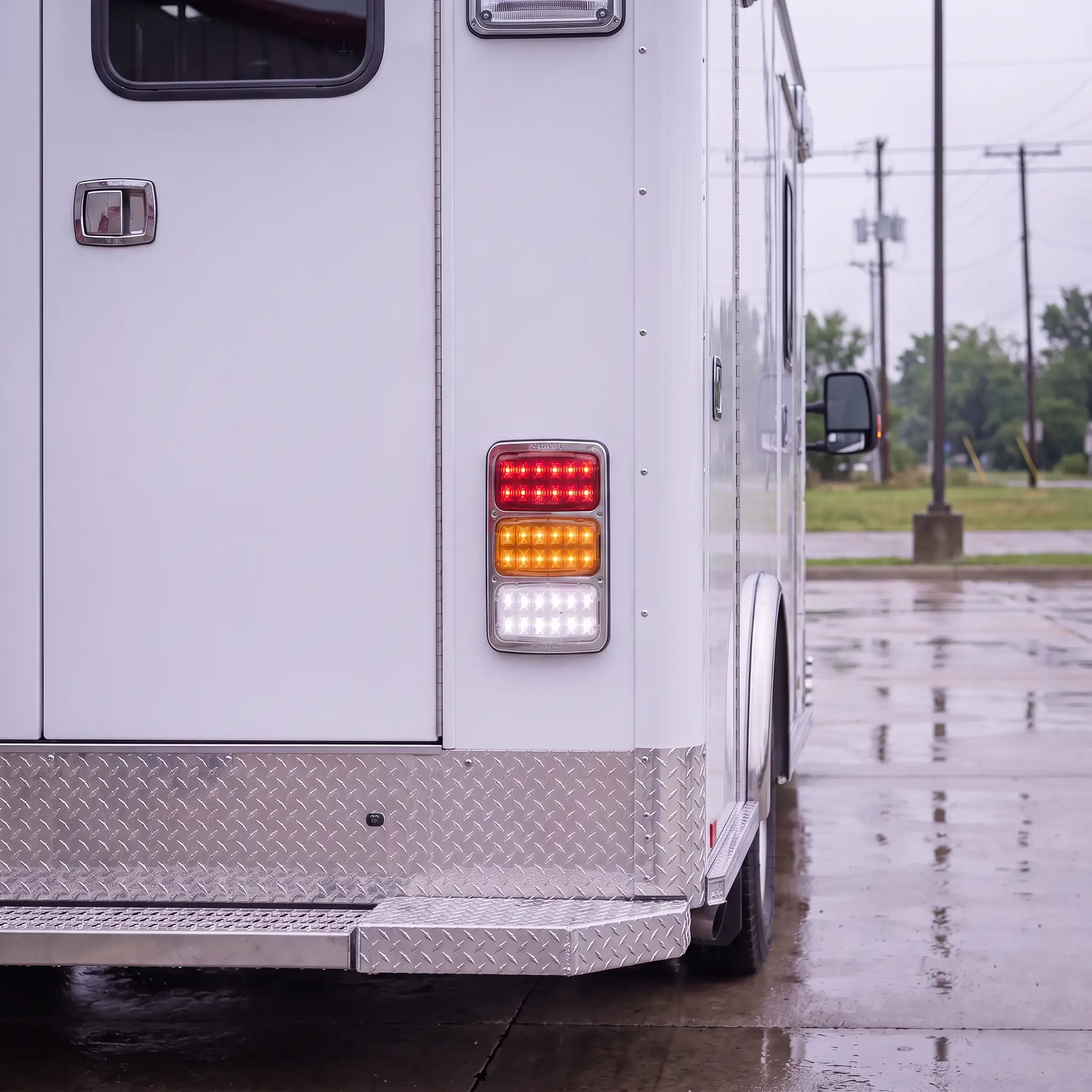 3-Up BTTR Lux — installed on the vehicle