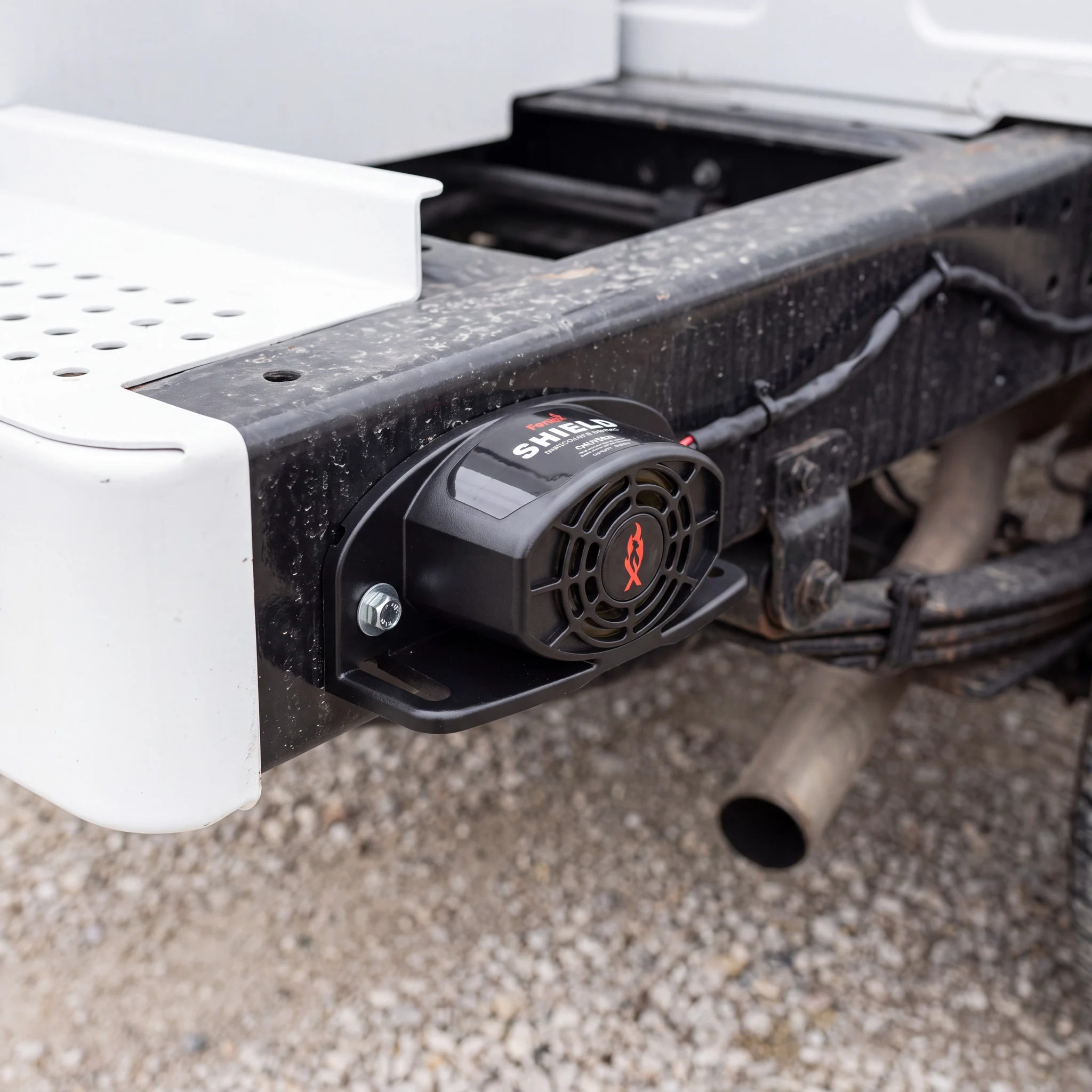 Shield Back-Up — installed on the vehicle