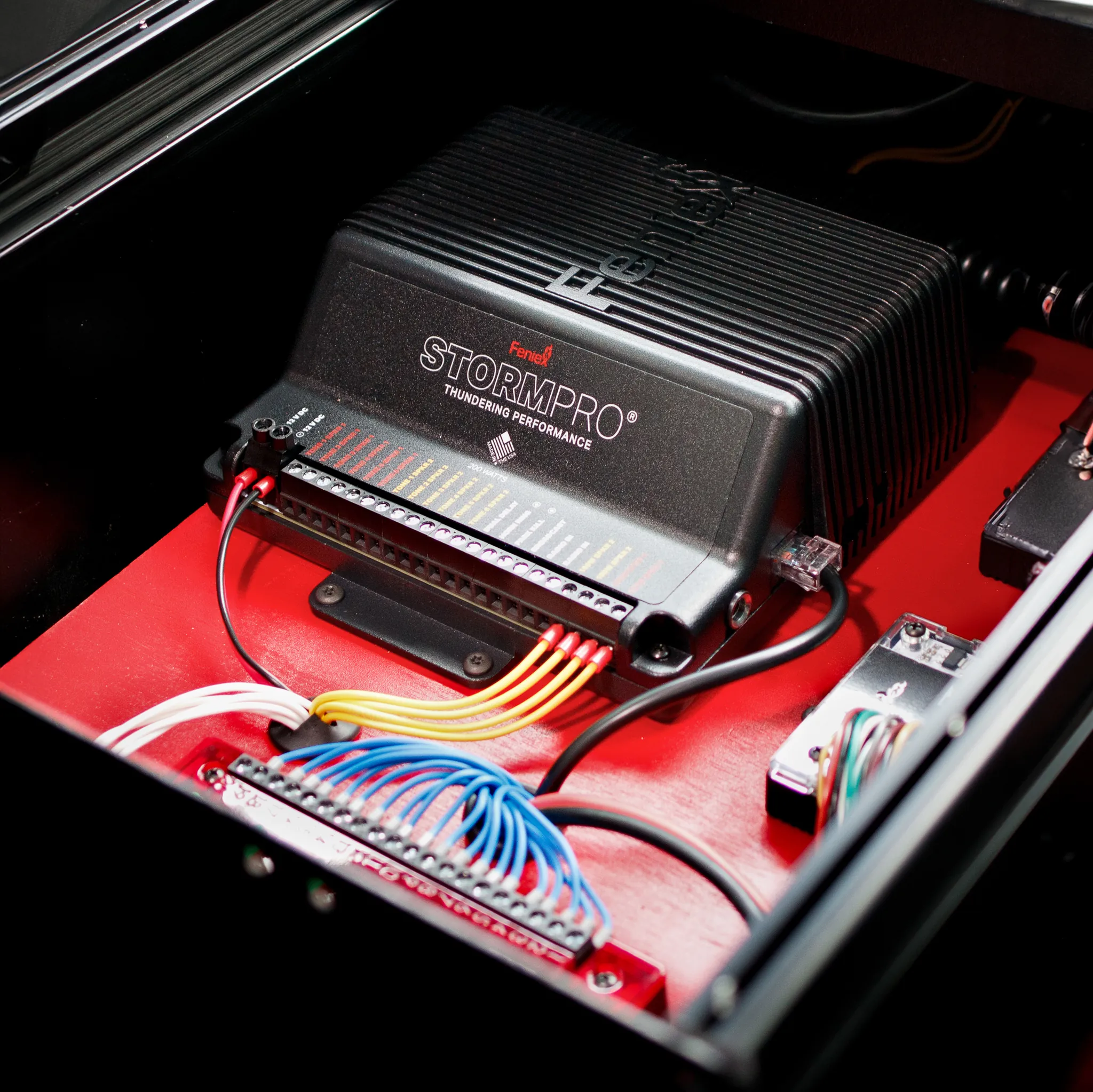 Storm Pro 200W — installed on the vehicle