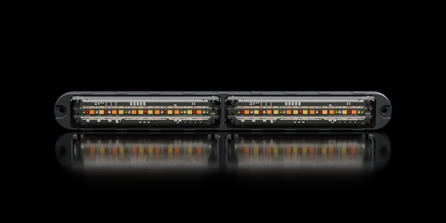 Q Flat-Wide Surface Mount, 360 degree view